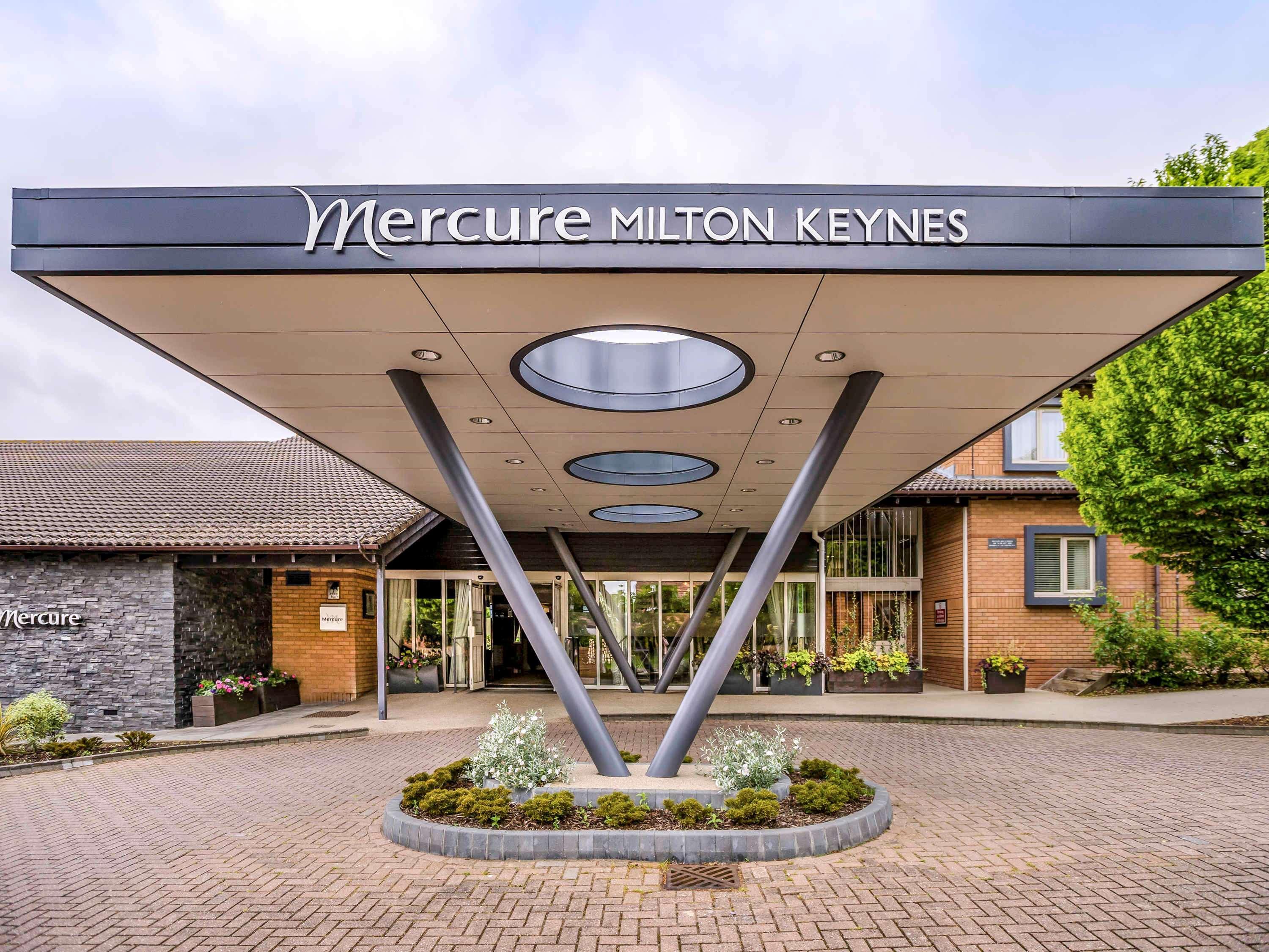 Mercure Milton Keynes Hotel Exterior foto